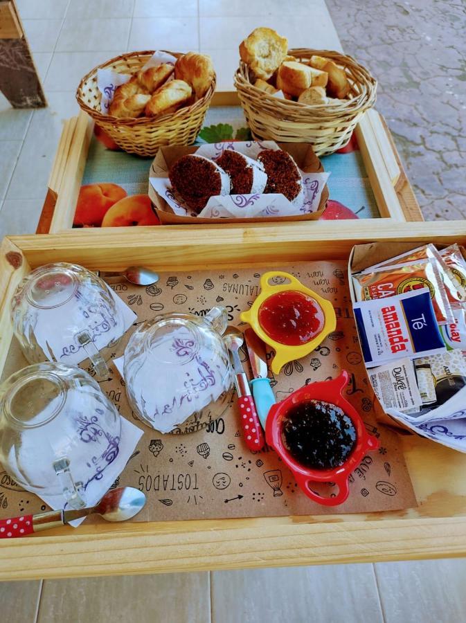 Hotel Juanita Puelches Екстер'єр фото